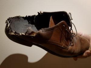 Chaussure détruite